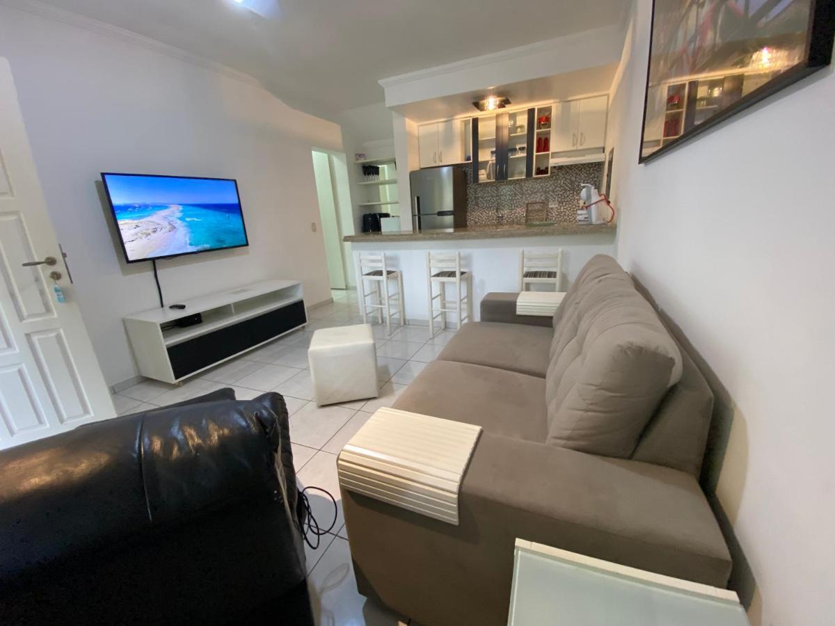 Flat Estudio 220 Amarilis 3 Piscinas Climatizadas, Sky Com 170 Canais Carregar Veiculo Eletrico, Bertioga, Estudio, Cozinha Equipada Completa, Servico De Hotelaria, Limpeza E Trocas Diaria De Toalhas, Wi-fi 500 Mb *