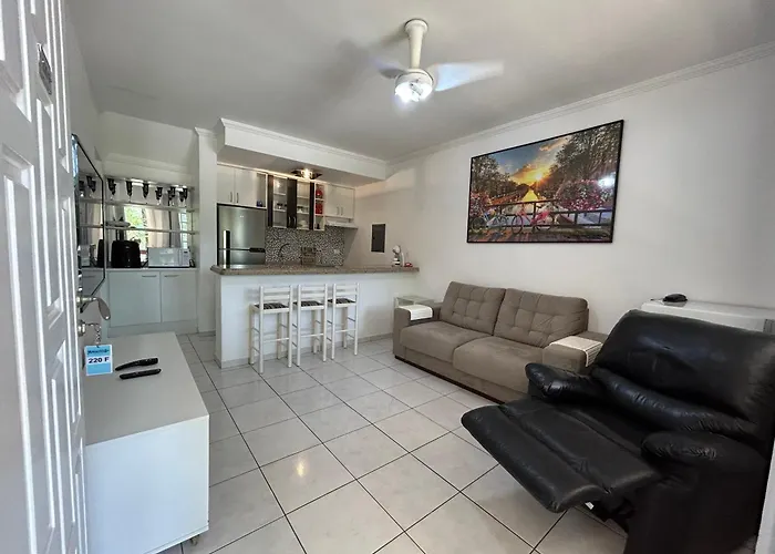 Flat Estudio 220 Amarilis 3 Piscinas Climatizadas, Sky Com 170 Canais Carregar Veiculo Eletrico, Bertioga, Riviera De Sao Lourenco Apartamento Estudio, Cozinha Equipada Completa, Servico De Hotelaria, Limpeza E Trocas Diaria De Toalhas, Wi-Fi 500 Mb